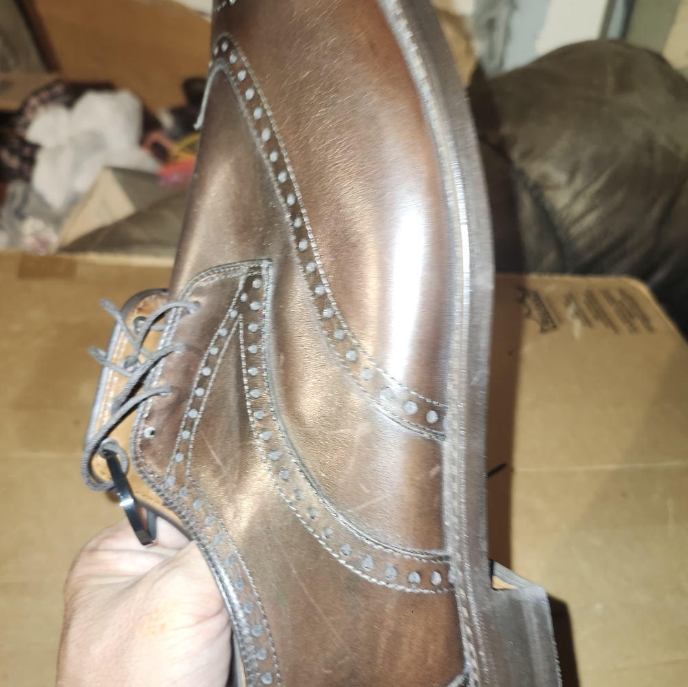 Allen edmonds 14d wingtip hilsdale no crease in vamp almost new - Picture 10 of 10